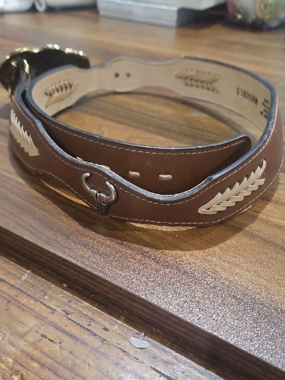 Double heart rosetone buckle with matching leather handmade embellished belt. - Picture 8 of 8